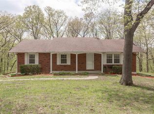 15444 Chinnereth Est, Savannah, MO 64485