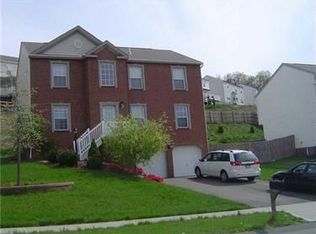 312 Diamond Dr, Coraopolis, PA 15108