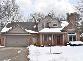 1911 Woodstone Ct, Goshen, IN 46526