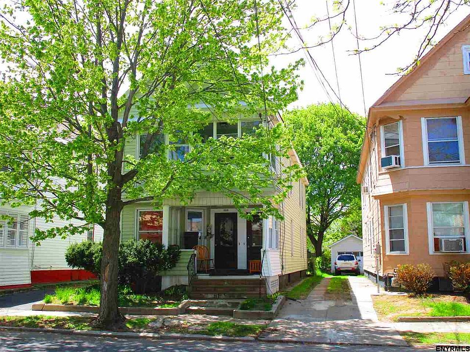 2nd image of 1106 Willett St