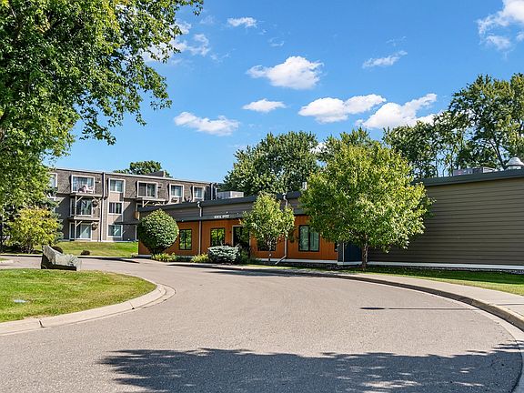 5th image of 1950 Burns Ave #30-207