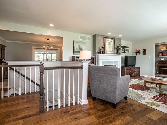 5th image of 122 Fairview Dr