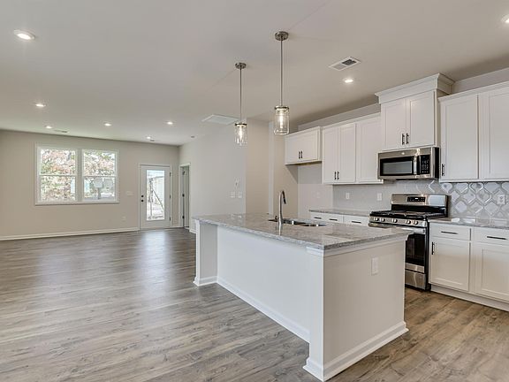 3rd image of 305 Welbeck Rd