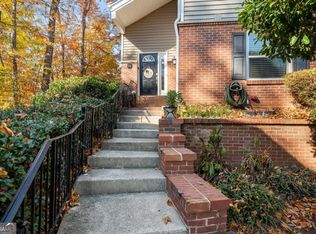 71 Dunwoody Springs Dr, Sandy Springs, GA 30328