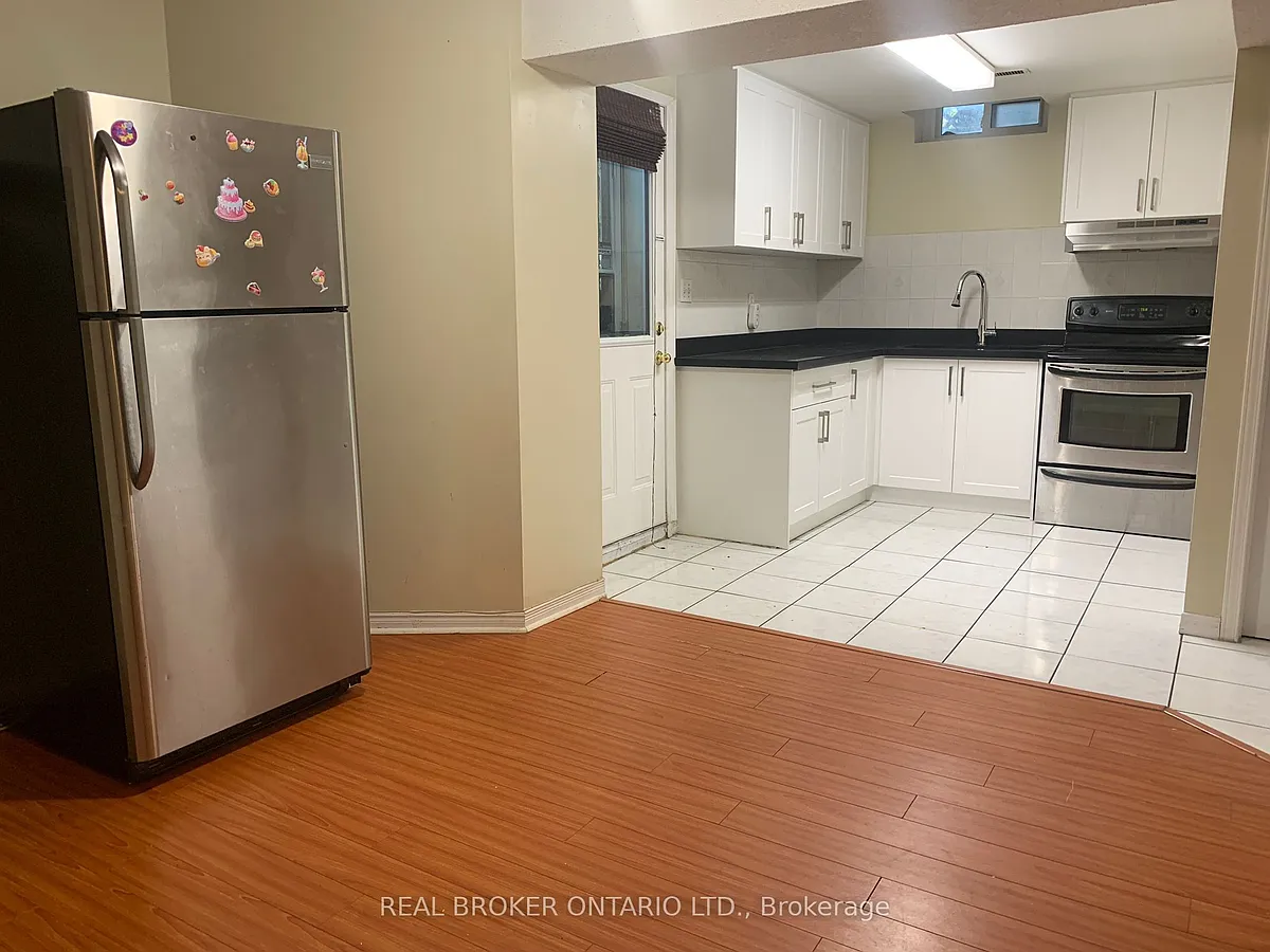 Building Photo - 27 Alicewood Dr #BASEMENT