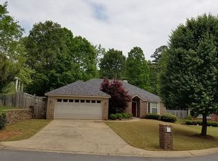 4 Woodbrook Ct, Little Rock, AR 72211