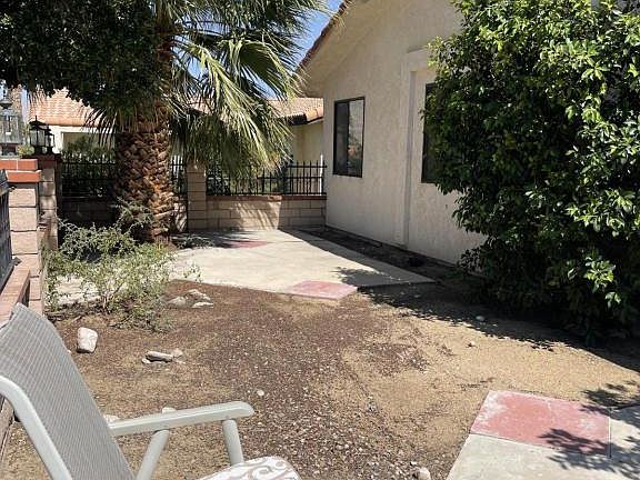 5th image of 64315 Spyglass Ave