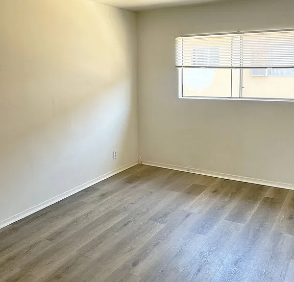 1822 W Sumac Ln #5 — Photo 6
