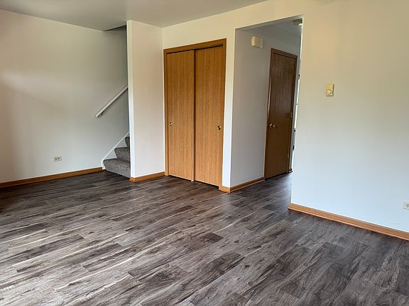 2nd image of 849 Washington St #B