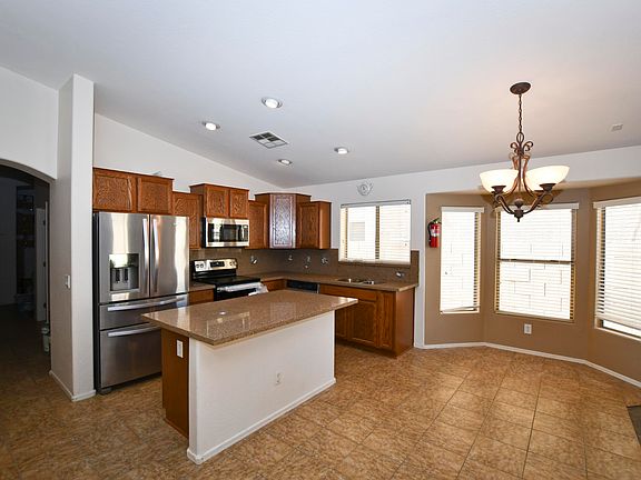 2nd image of 10104 W Veliana Way