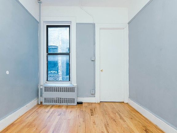 3rd image of 1428 Putman Ave #2C