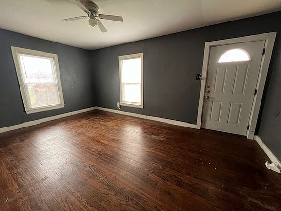 2nd image of 3118 Waverly Ave