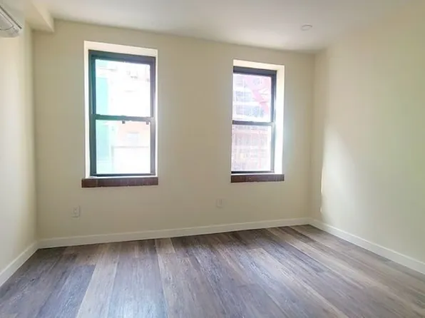 102 Mott Street 2D image 1 of 3