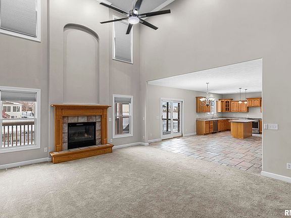 4th image of 6501 Winterberry Ln