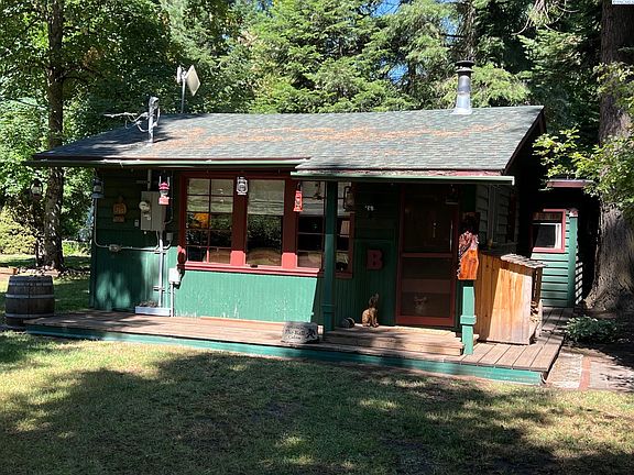 2nd image of 108 Mountain Home Park
