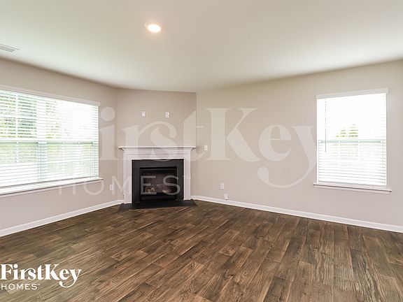3rd image of 3068 Green Apple Dr
