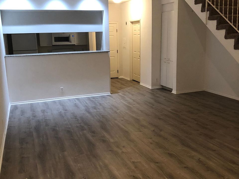 1st image of 1245 N Cherokee Ave #15