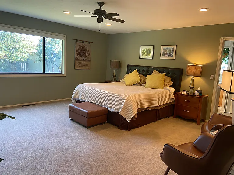 Bedroom #1