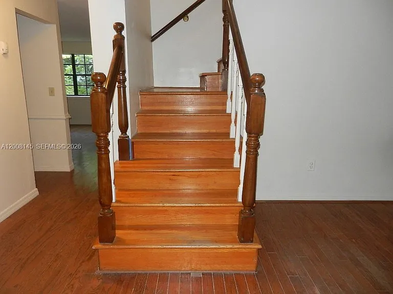 18950 SW 240th St — Photo 40