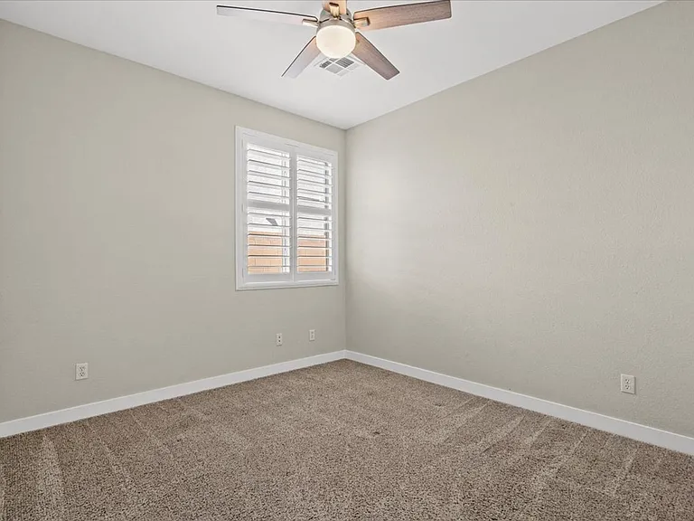 988 Buffalo River Ave — Photo 21