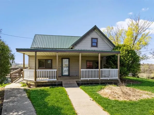 2843 Gg Ave, Williamsburg, IA 52361