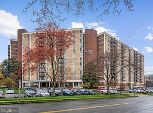 6800 Fleetwood Rd APT 317, Mc Lean, VA 22101