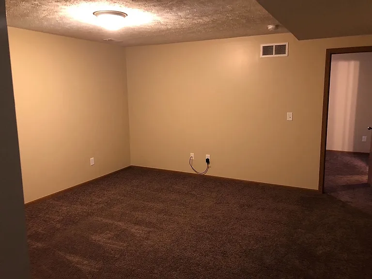 2901 W Rose St — Photo 13