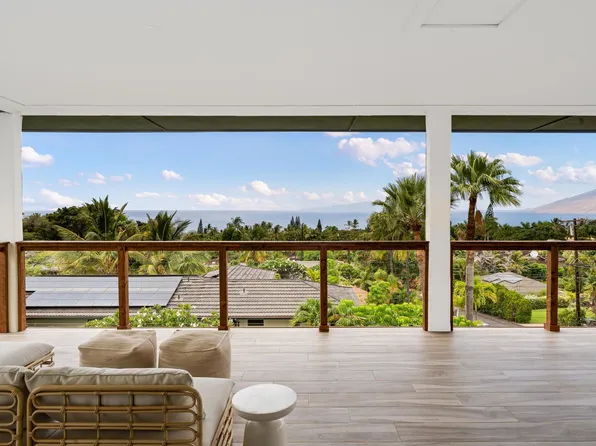 820 Kupulau Dr, Kihei, HI 96753