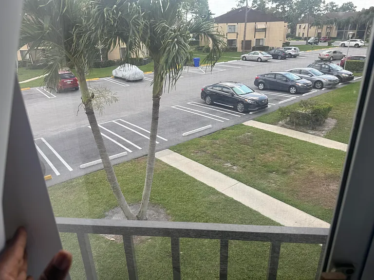211 Pine Hov Cir #D-2 — Photo 6