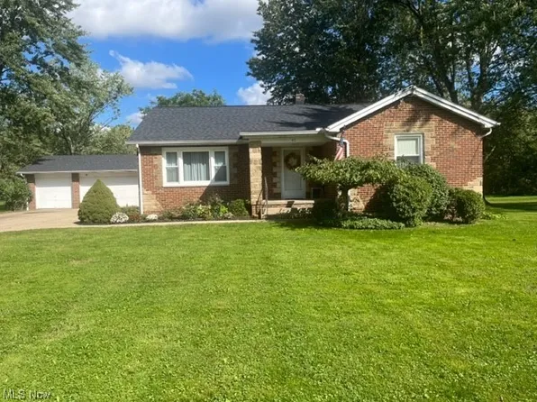 45 Maca Dr, Tallmadge, OH 44278