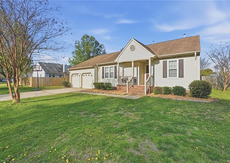 1st image of 439 Willow Bend Dr