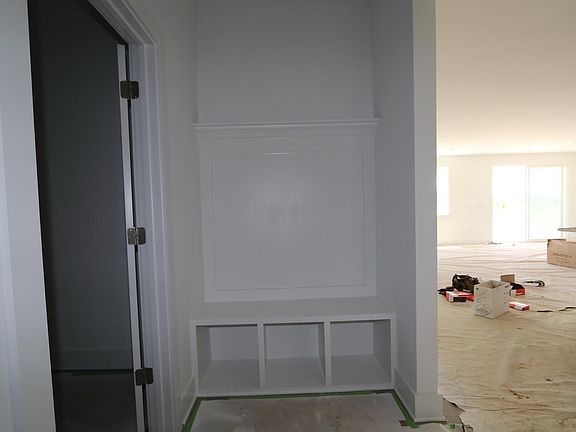 3rd image of 119 Coco Ln