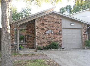 2822 Southern Cross Dr, Garland, TX 75044