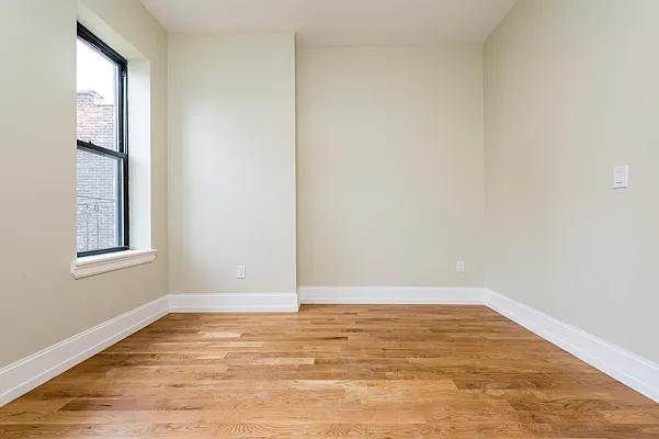 Rented by Nooklyn NYC LLC | media 64