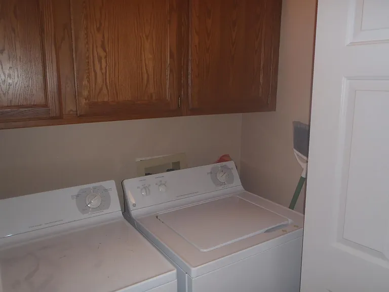 6546 Point Comfort Ln — Photo 12