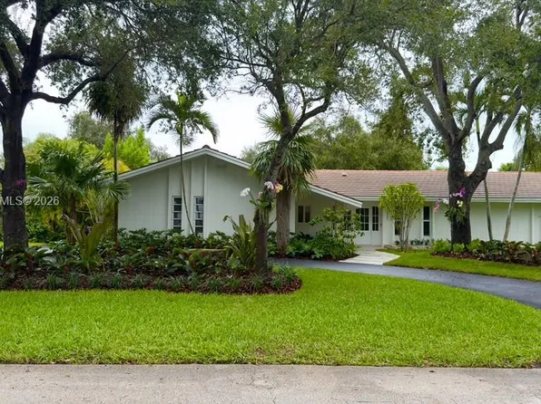 7521 SW 175th St, Palmetto Bay, FL 33157