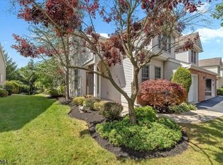 78 Saratoga Ct, Somerset, NJ 08873