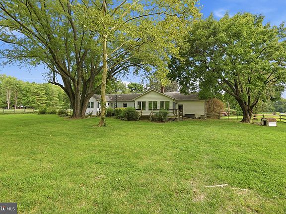 4th image of 1453 E Denneys Rd