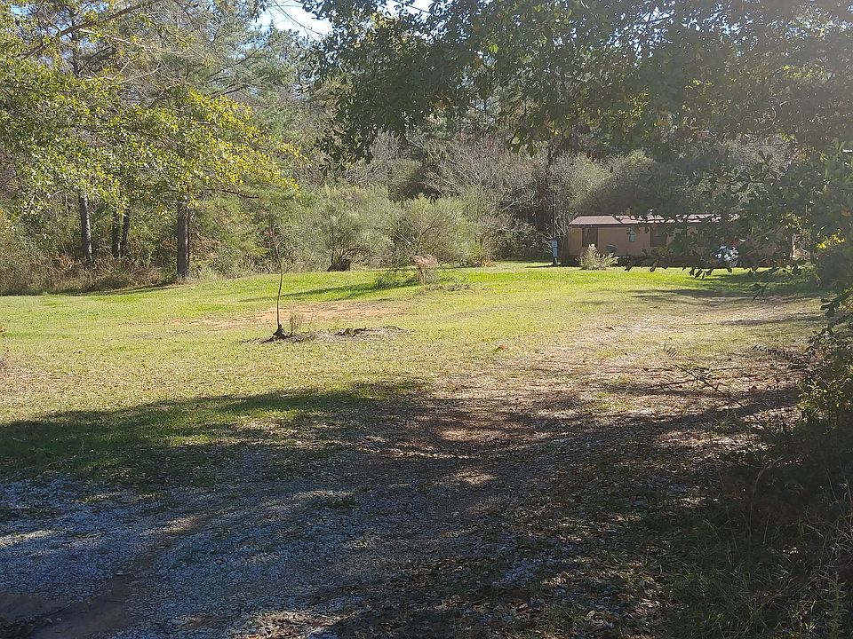 1st image of 221 Pleasant Hill Ln
