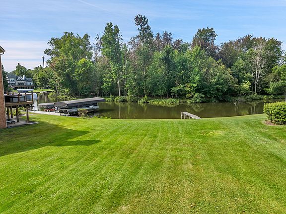 3rd image of 1134 Forest Bay Dr