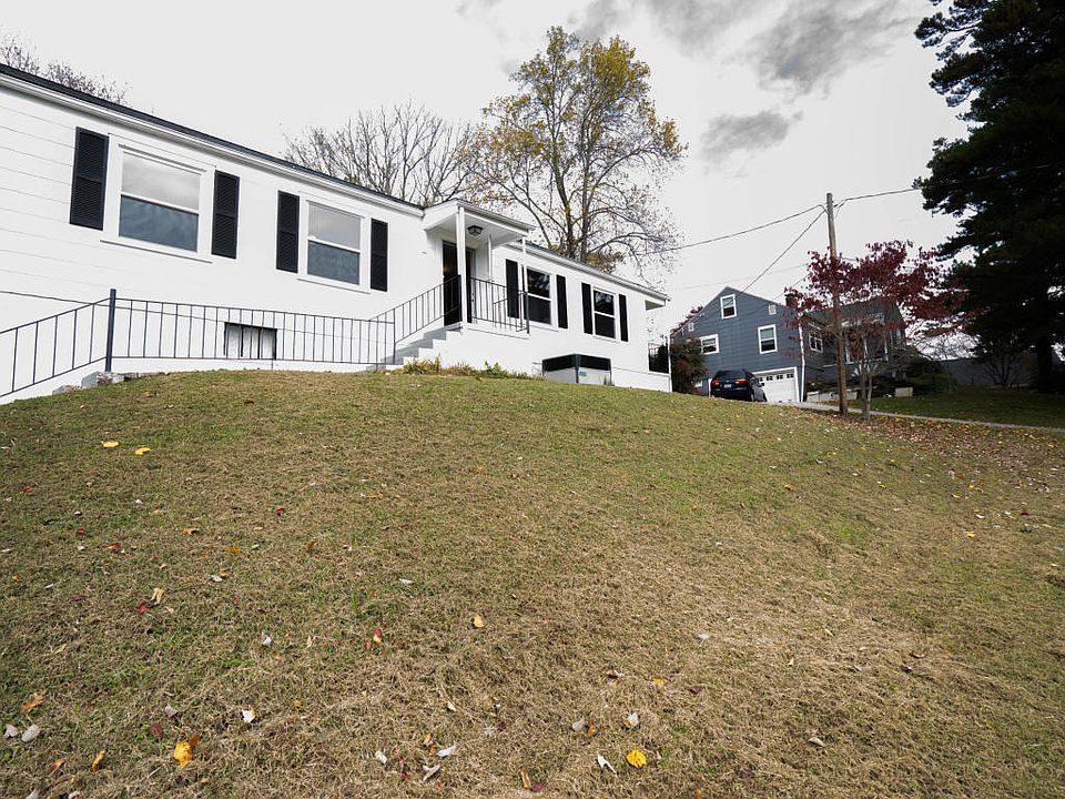 1st image of 4313 Garden Dr