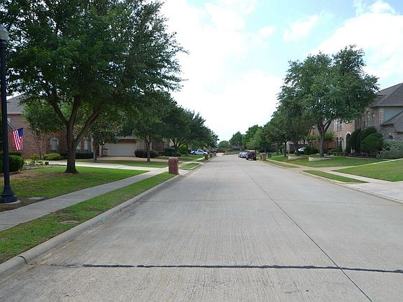 5th image of 2725 Pasadena Pl