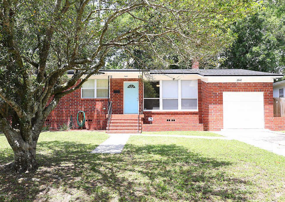 1st image of 2041 Mercer Cir S