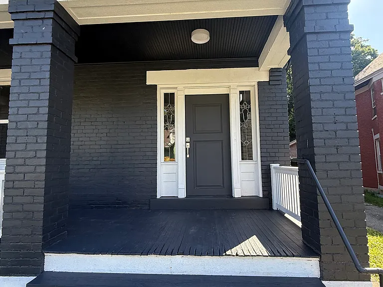 2885 Shaffer Ave — Photo 2