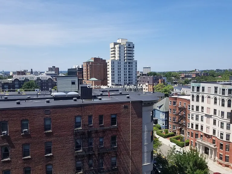 Massachusetts Ave — Photo 6