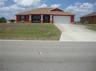 1102 Nelson Rd N, Cape Coral, FL 33993