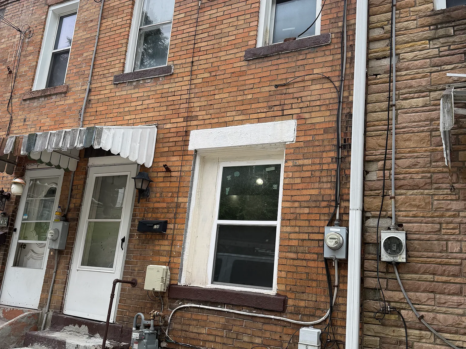 2 bed, 896 sqft, $1,475 — Photo 1