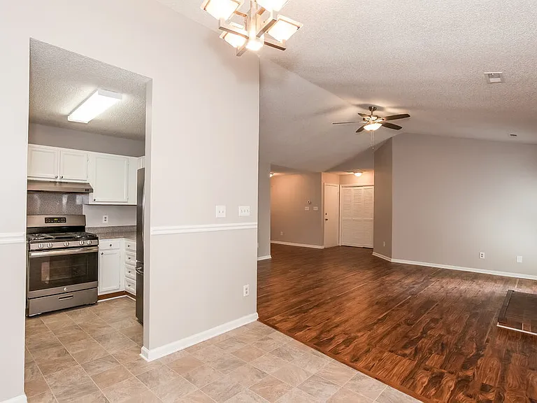 9007 Oren Thompson Rd — Photo 6