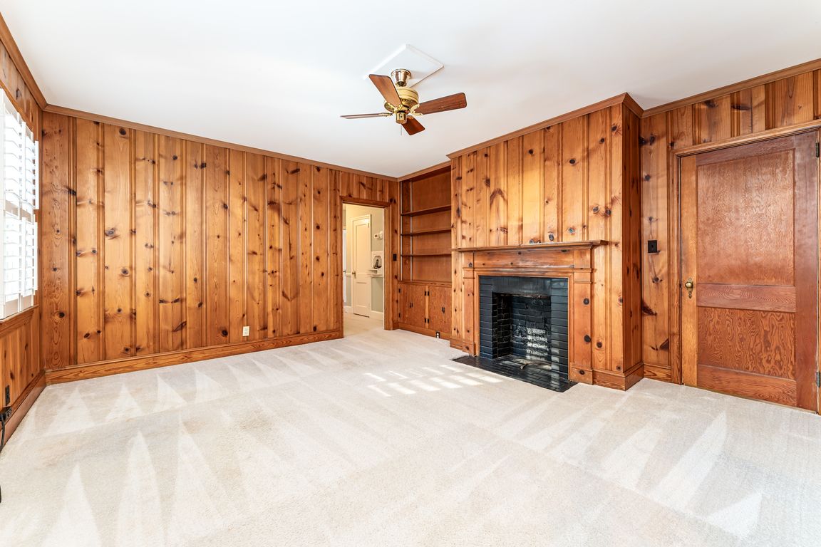 next background image