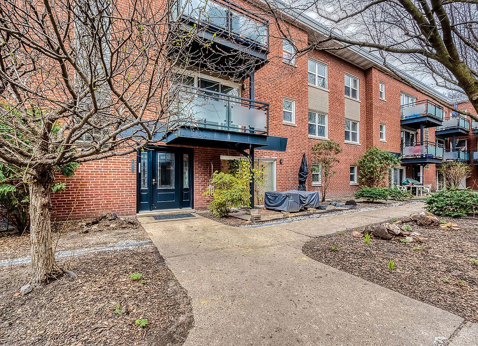 1st image of 6433 N Damen Ave APT 2E